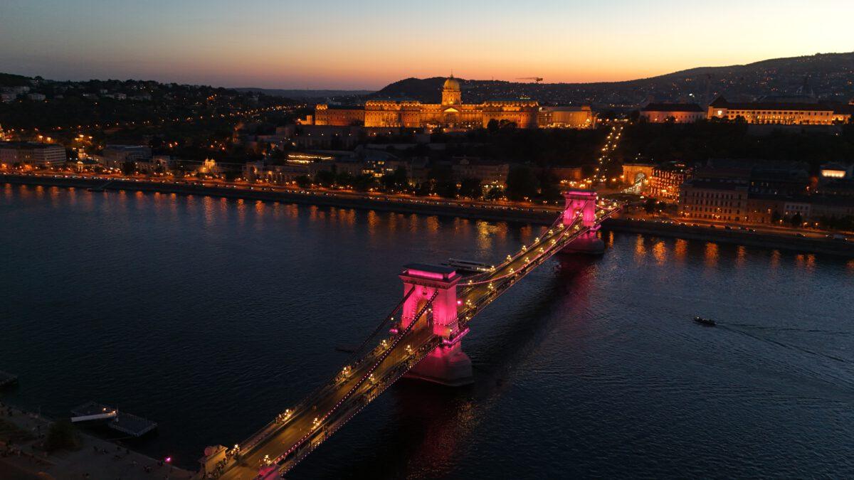 Kettenbrücke / Buda castle
