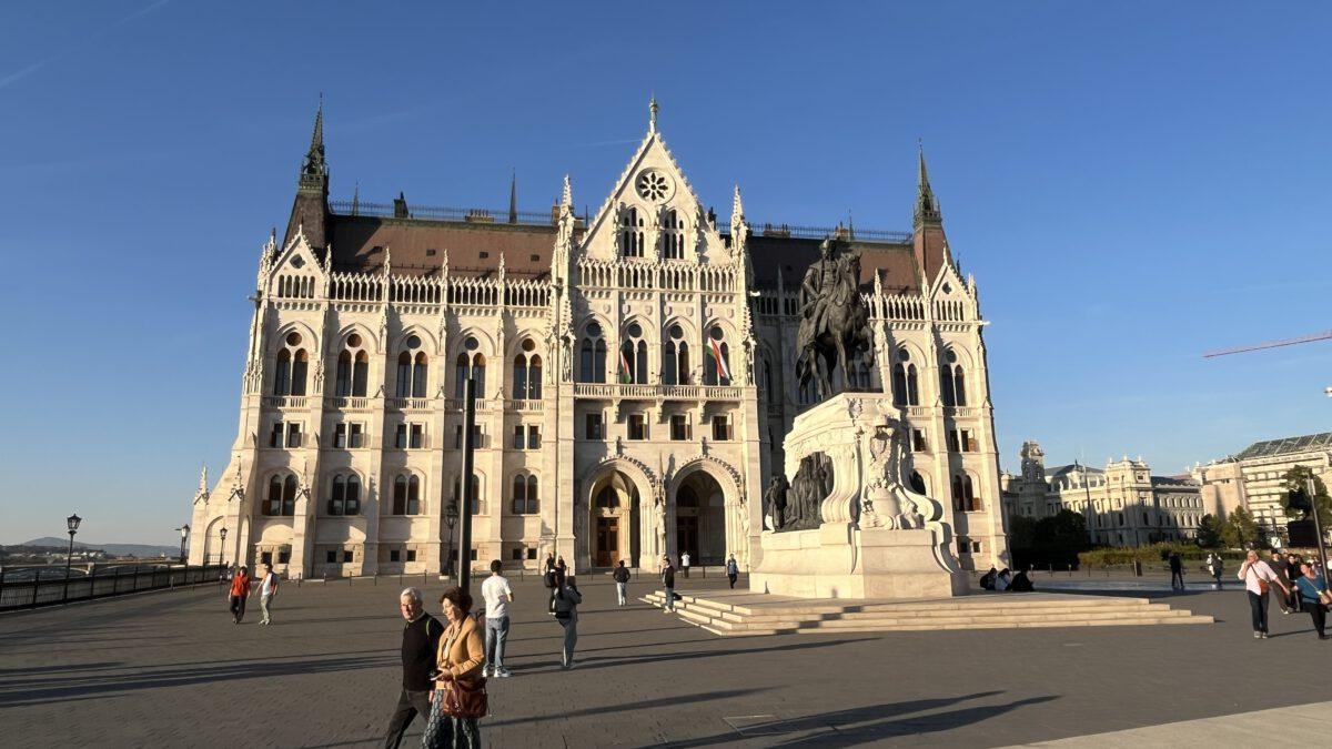 Parlament